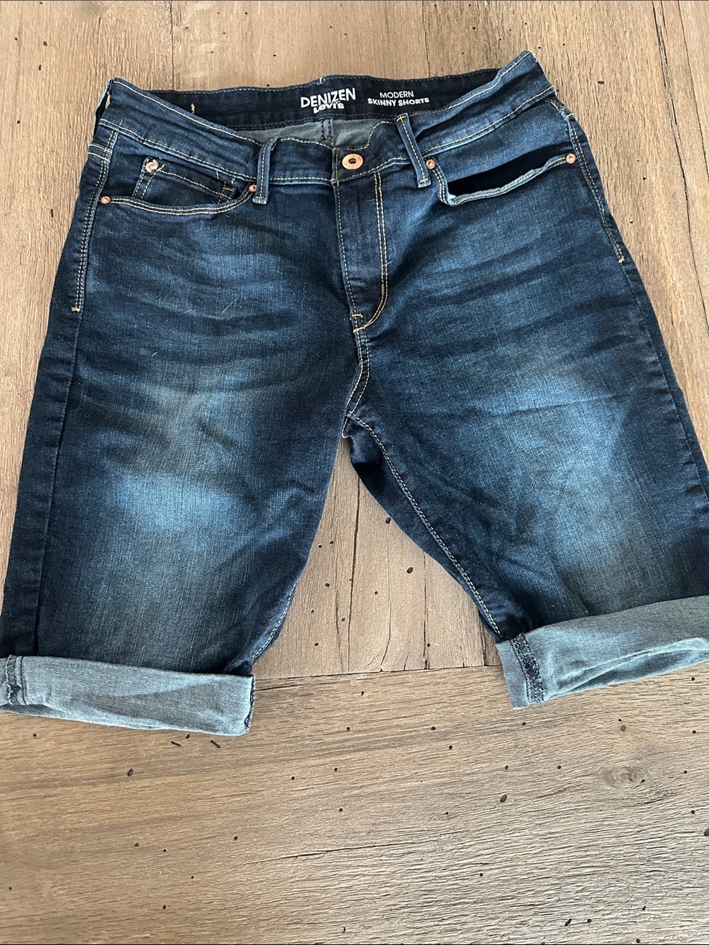 Denizen Levi Modern Skinny Shorts